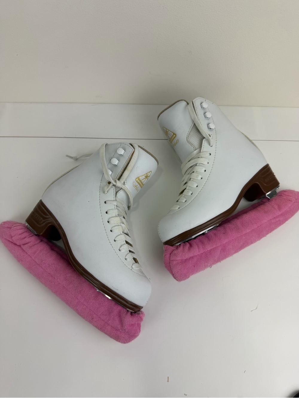 Jackson Artiste Figure Skates White Girls Size 3 C Mark IV 8 2/3 Blade